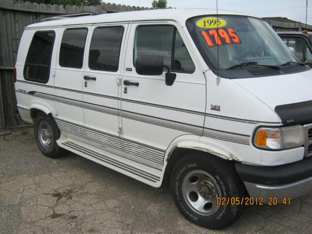 1995 Dodge Ram Van for sale
