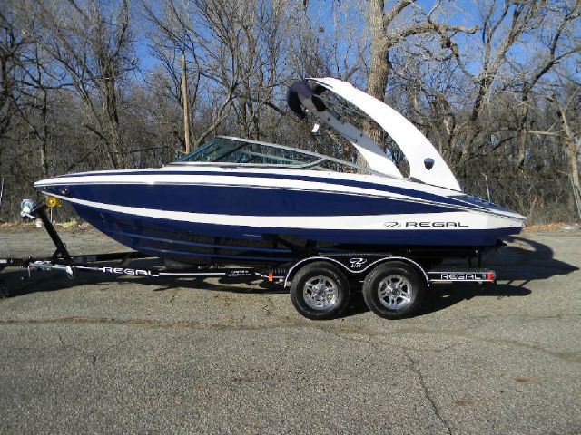 2013 Regal 2100