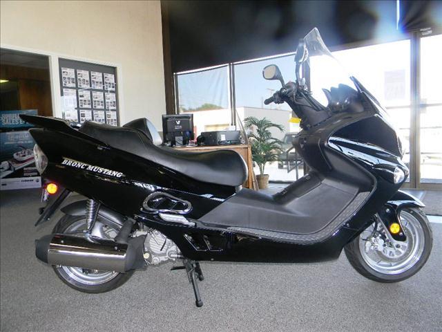 2009 Bronc Mustang 250