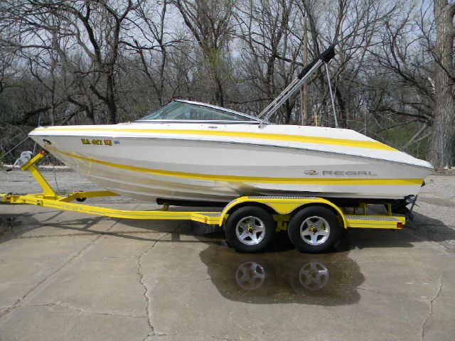 2004 Regal 2000