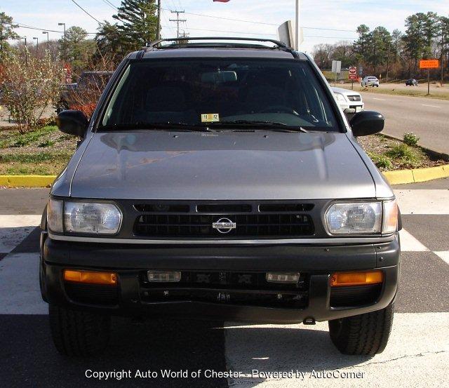 1998 Nissan Pathfinder for sale