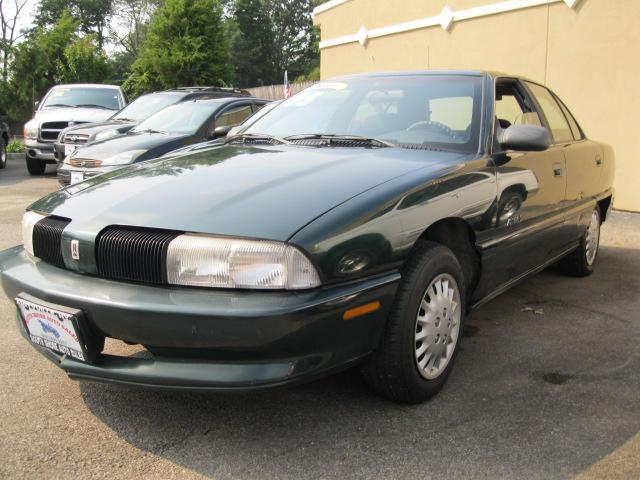 Oldsmobile Achieva 1995. 1995 Oldsmobile Achieva