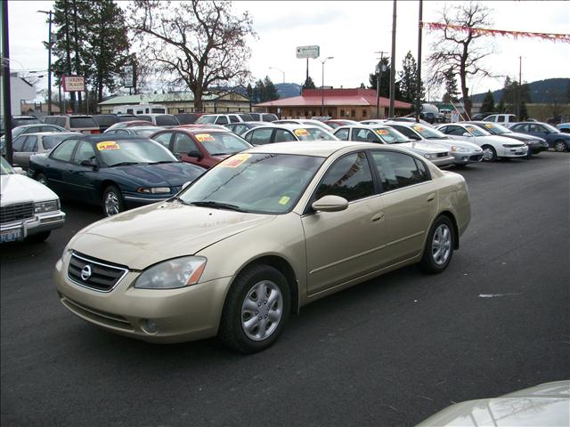 2004 NISSAN ALTIMA SE, gold, call ...