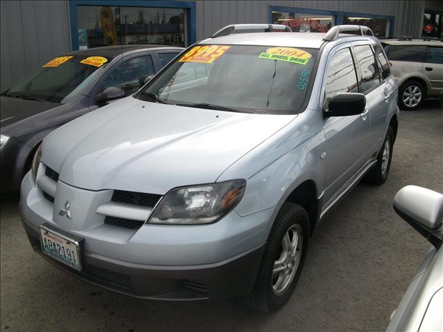 2004 MITSUBISHI OUTLANDER LS, ...