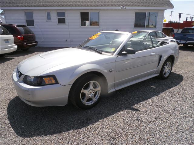 2004 FORD MUSTANG DELUXE, silver, ...