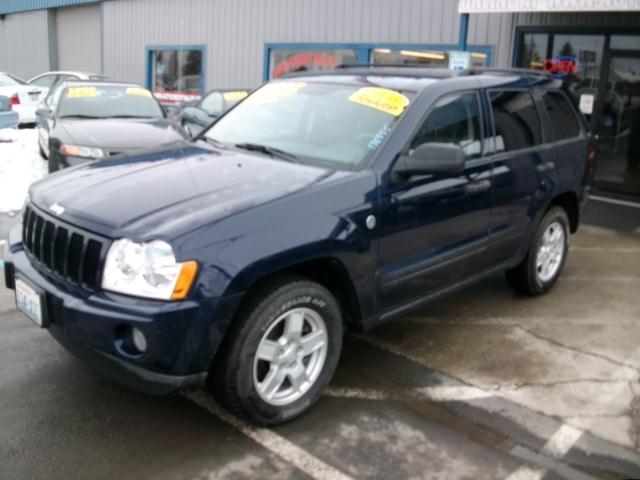 2006 JEEP GRAND CHEROKEE LAREDO, ...