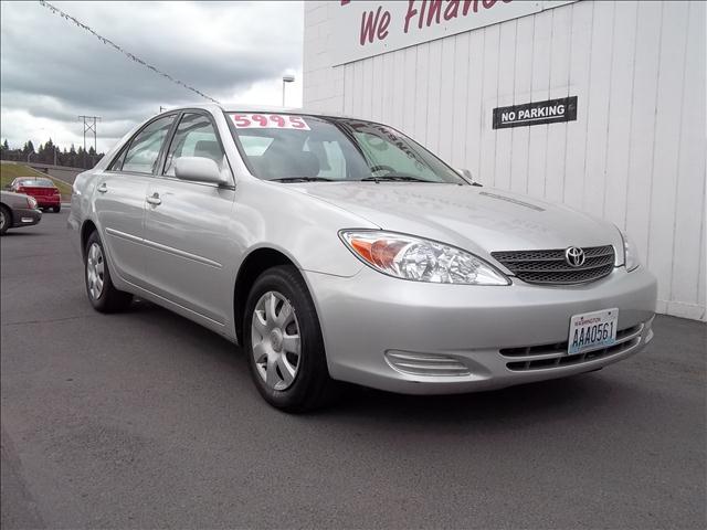 2003 TOYOTA CAMRY SE, silver, given ...