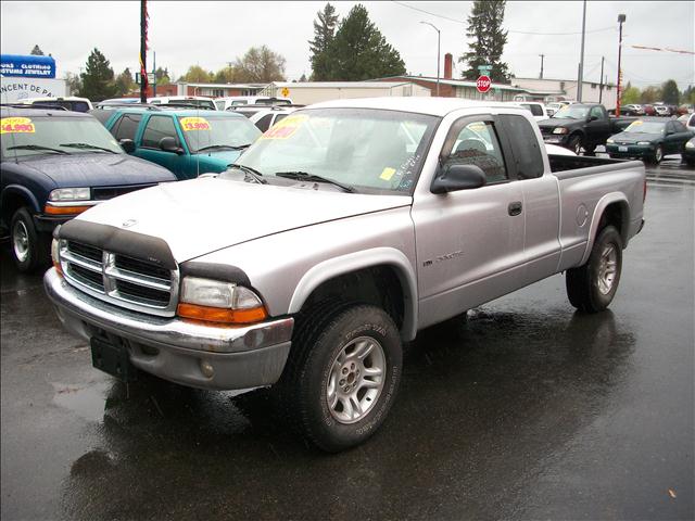 2002 DODGE DAKOTA SLT, silver, call ...