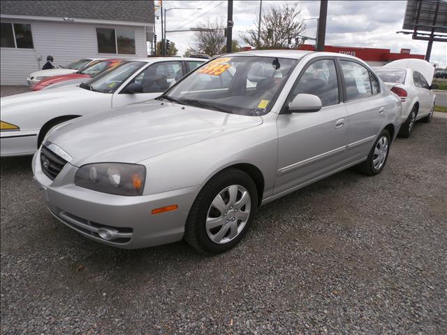 2005 HYUNDAI ELANTRA GLS, ...