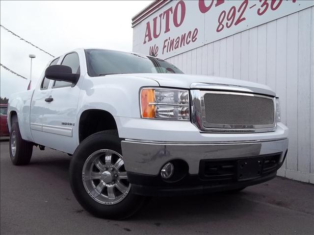 2008 GMC SIERRA 1500 SL, white, ...