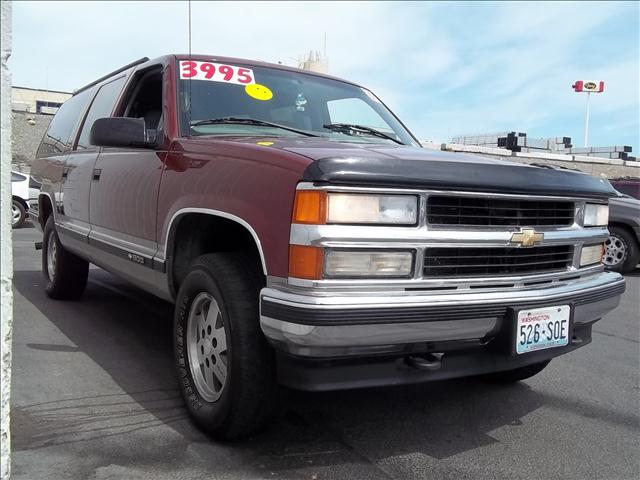 1998 CHEVROLET SUBURBAN BASE, ...