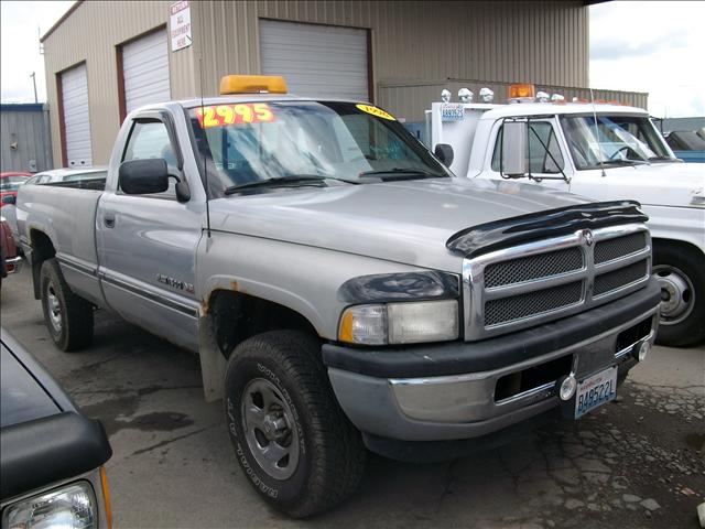 1996 DODGE RAM 1500 BASE, silver, ...