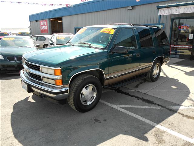1997 CHEVROLET TAHOE BASE, green, ...