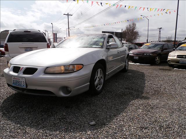 2001 PONTIAC GRAND PRIX GT, silver, ...