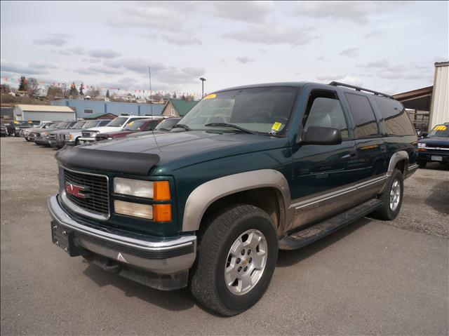 1999 GMC SUBURBAN SL, green, with ...