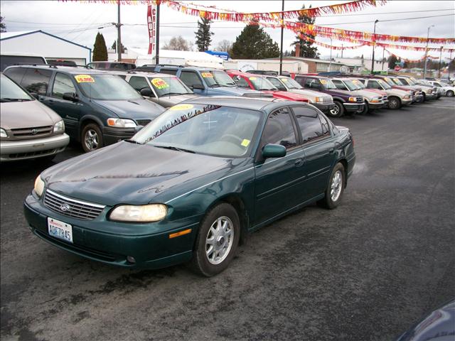 1998 CHEVROLET MALIBU LS, green, ...