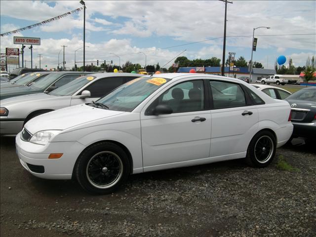 2005 FORD FOCUS ZX4 S; ZX4 SE; ZX4 ...