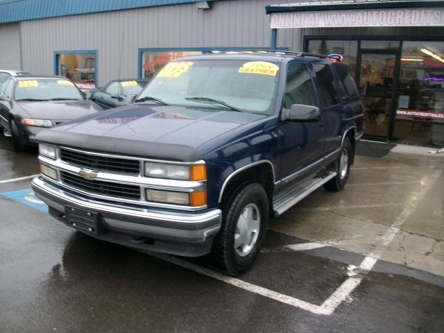 1998 CHEVROLET TAHOE BASE, blue, ...