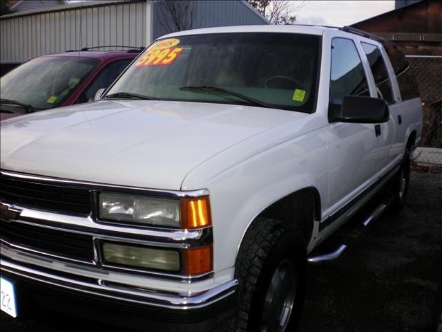 1999 CHEVROLET SUBURBAN BASE, ...