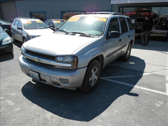 2005 CHEVROLET TRAILBLAZER LS, ...