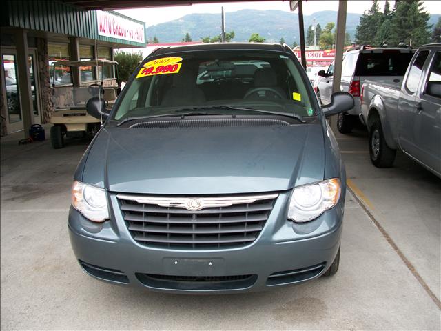 2007 CHRYSLER TOWN AND COUNTRY LX, ...