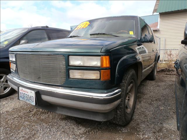 1997 GMC YUKON SLE, green, if a ...