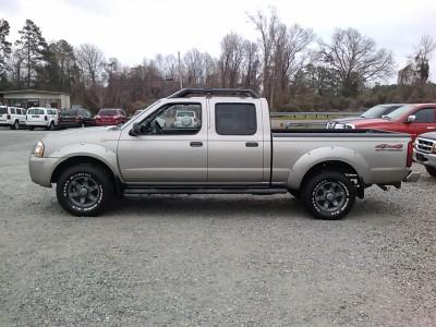 2004 Nissan Frontier for sale