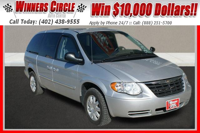 2007 Chrysler Town & Country for sale