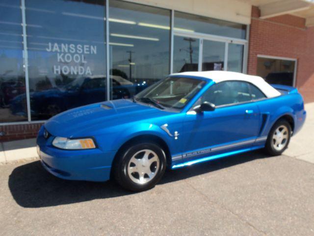 2000 Ford Mustang for sale