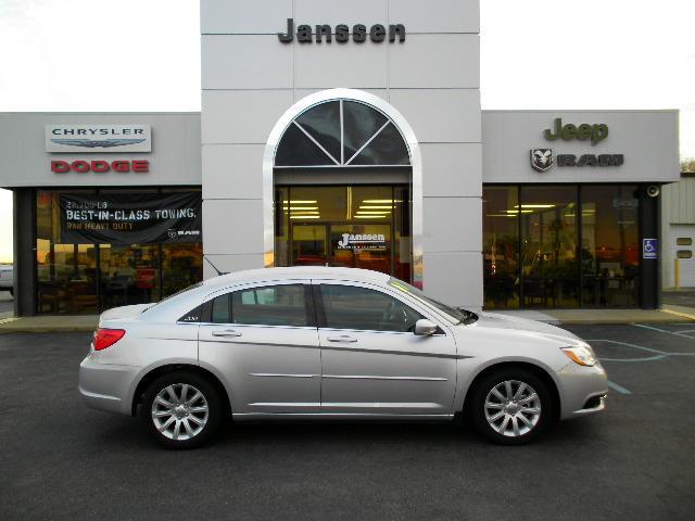 2011 Chrysler 200 for sale