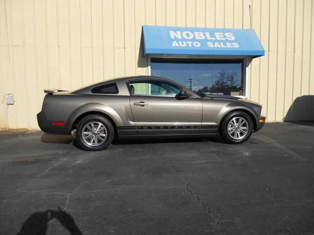 2005 Ford Mustang