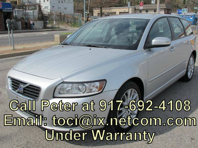 2010 Volvo V50