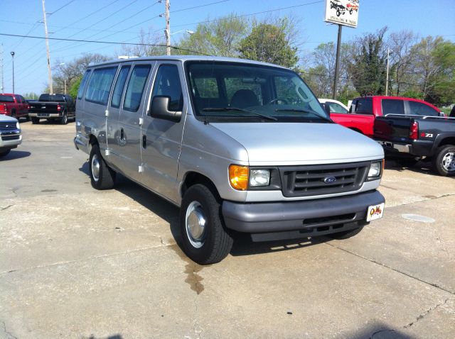 2006 Ford Econoline Wagon for sale