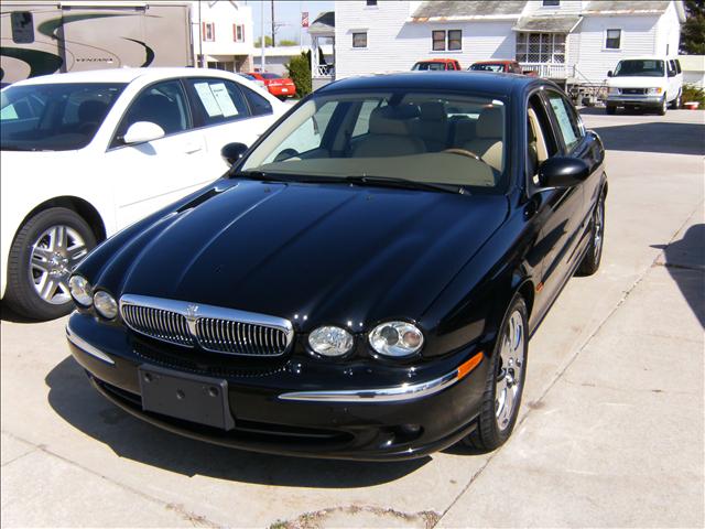 2004 Jaguar X-Type Base 2004 Jaguar X Type Interior. 2004 Jaguar X-Type Base