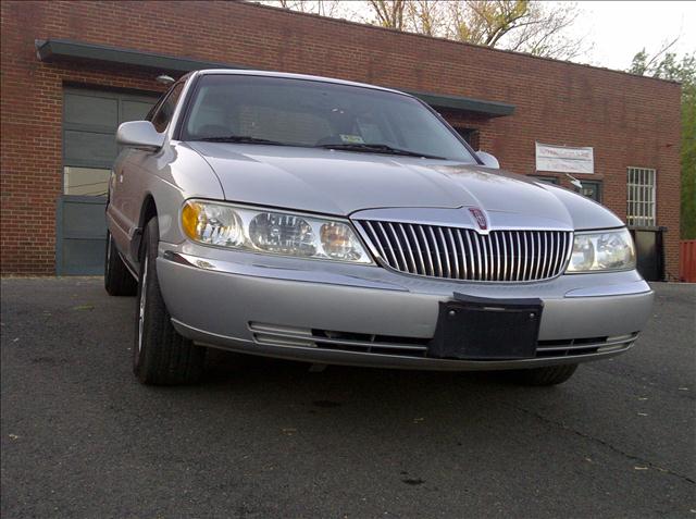 2002 Lincoln Continental for sale