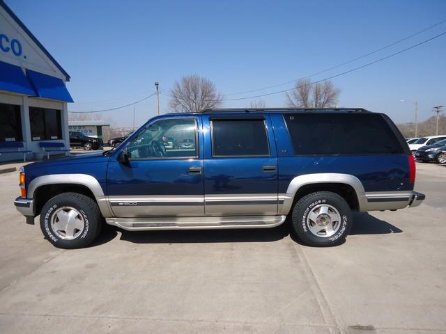 1999 Chevrolet Suburban for sale