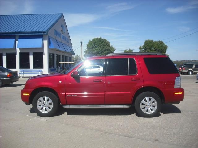 2010 Mercury Mountaineer for sale