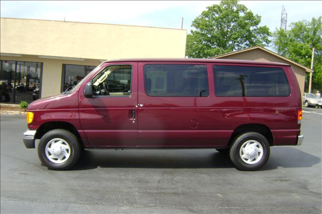 2007 Ford Econoline Wagon for sale