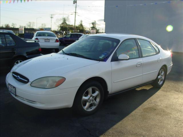 2001 Ford Taurus