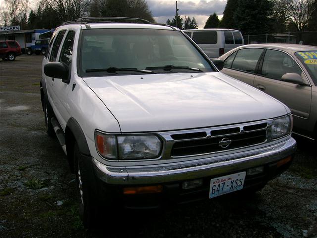 1997 Nissan Pathfinder for sale