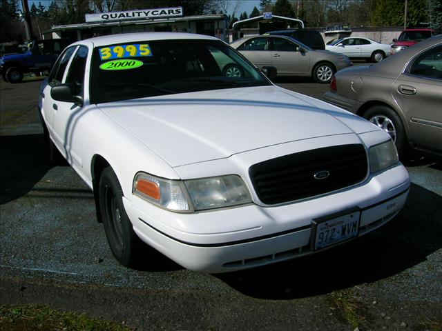 2000 Ford Crown Victoria for sale