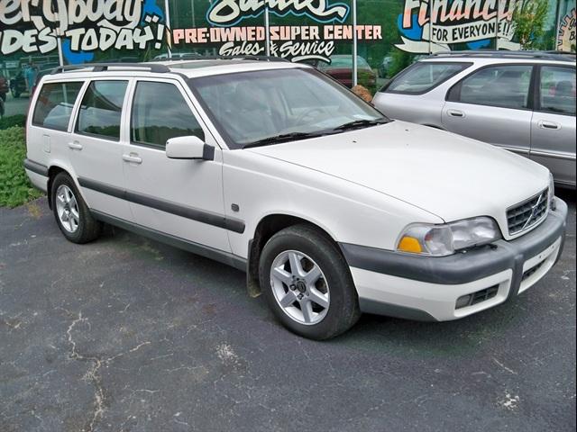 1999 Volvo XC70 for sale