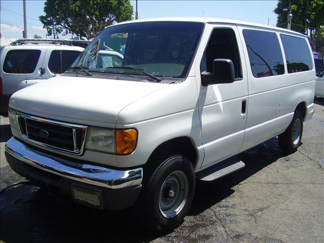 2007 Ford Econoline Wagon for sale