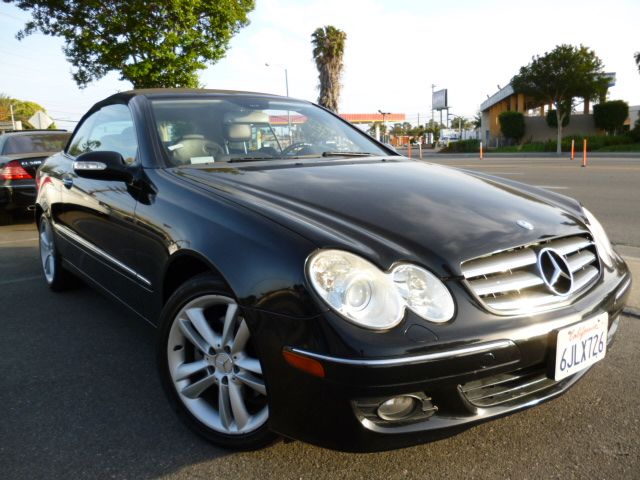 2006 Mercedes-Benz CLK-Class
