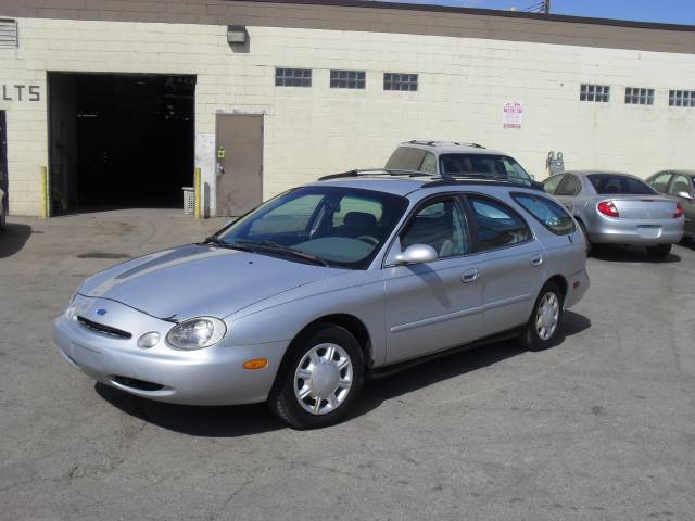 1997 Ford Taurus for sale