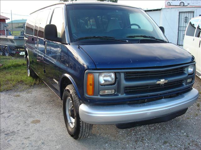 2000 Chevrolet Express for sale