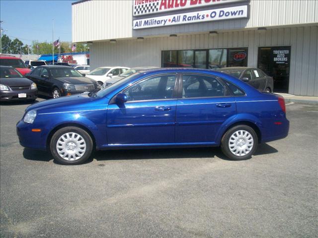 2008 Suzuki Forenza for sale