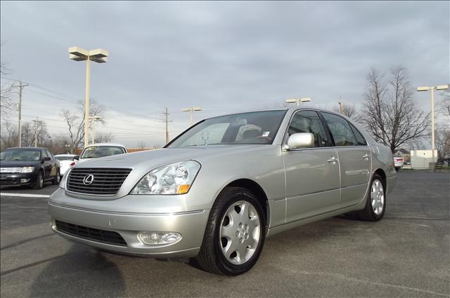 2003 Lexus LS 430