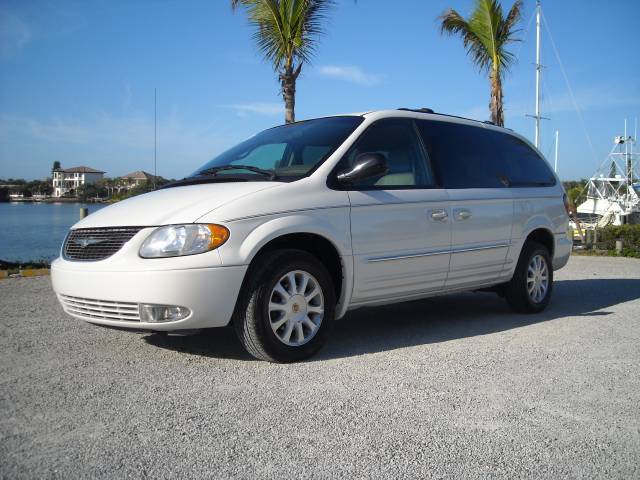 2002 Chrysler Town and Country for sale
