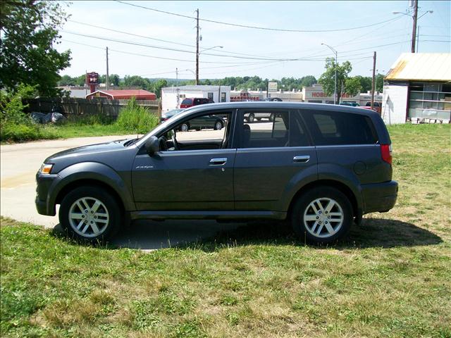 2002 Isuzu Axiom for sale